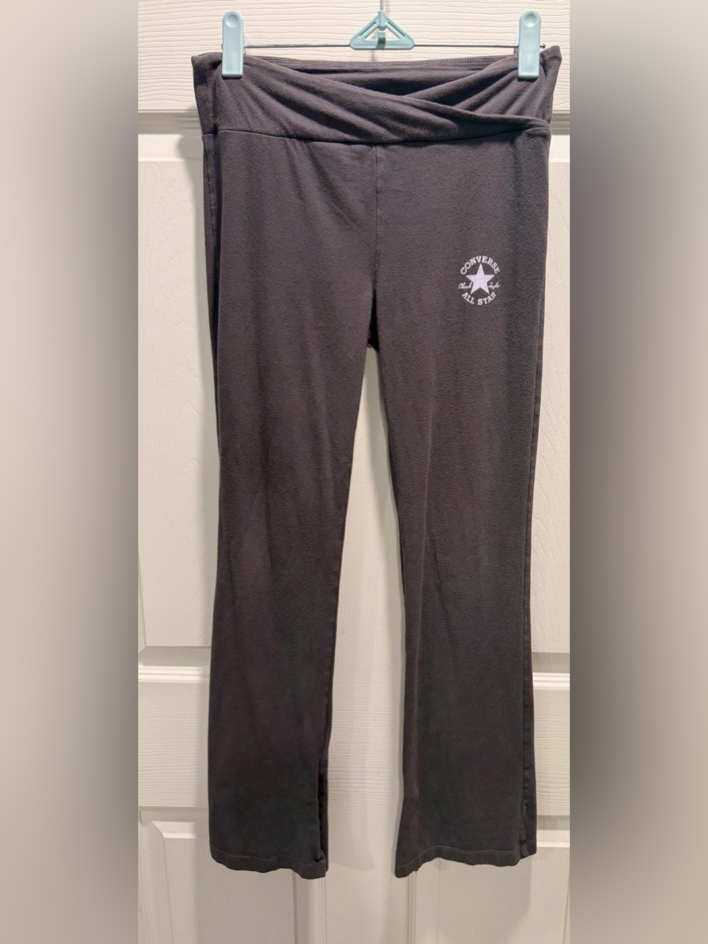 Converse All Star Girls Flare Leggings Youth Large Gray Crossover Waistband - Picture 2 of 11